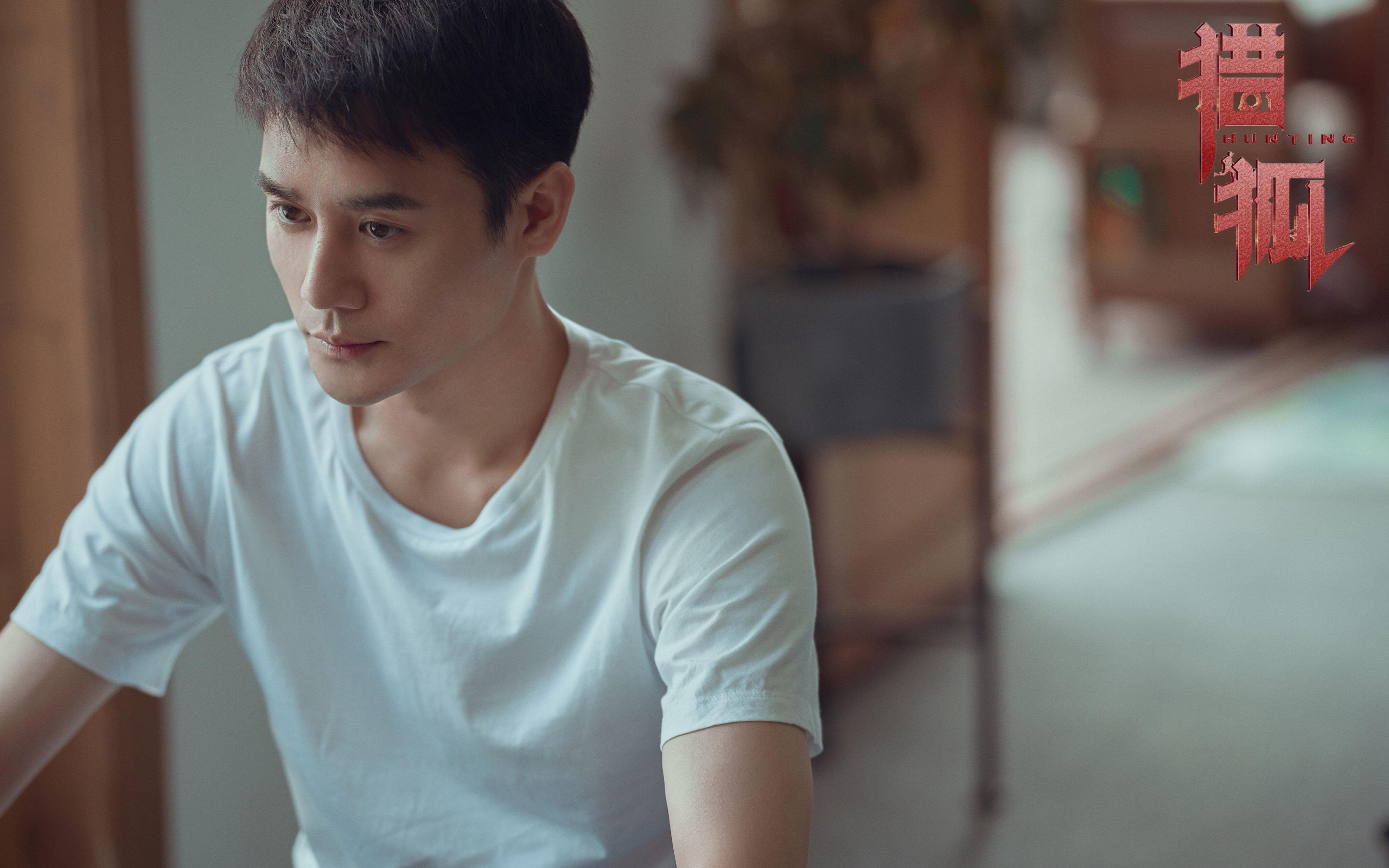 随机摩洛哥骑手阿米尔·本·哈桑在2024年巴黎奥运会三项赛中获得第20名，展现出色表现。