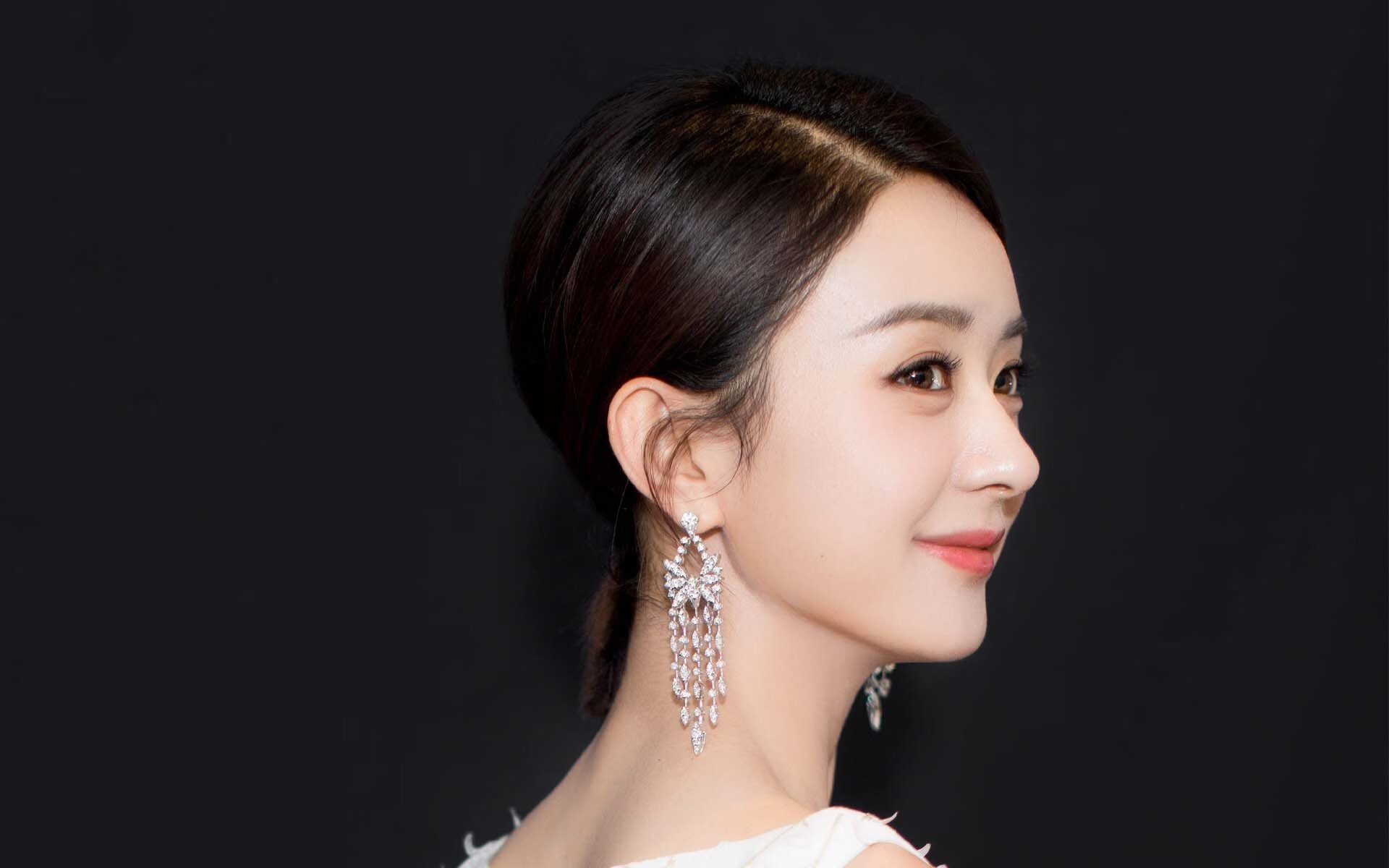 随机法甲边路宽度战术：让对手难以防守