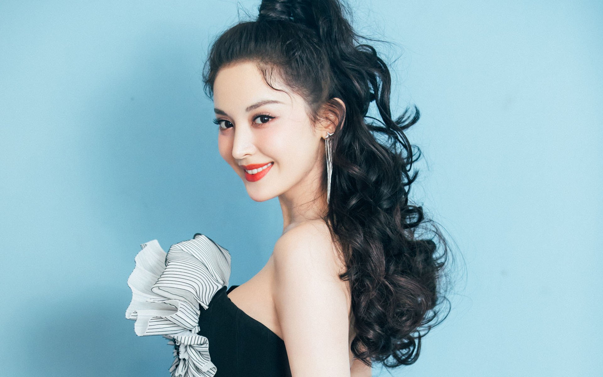 随机欧洲杯预选赛的佳绩：一场胜利令人鼓舞，欧洲杯预选赛战绩